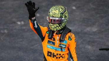  El británico marcó un tiempo de 1:09.511 con neumáticos blandos, superando por 174 milésimas al italiano Andrea Kimi Antonelli 