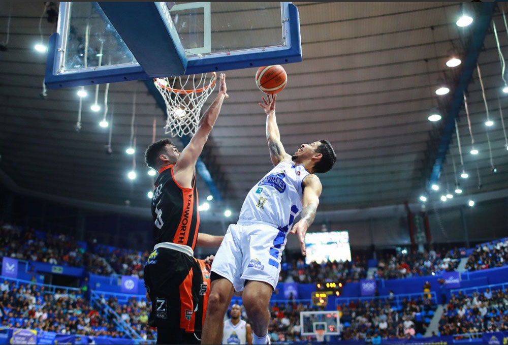 Capitanes enfrenta a Fuerza Regia
