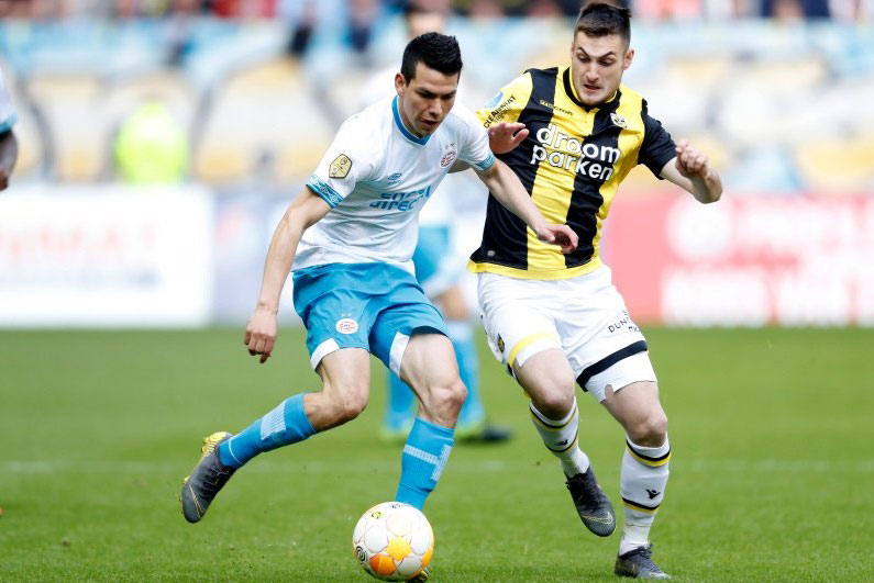 ‘Chucky’ Lozano rescata empate del PSV