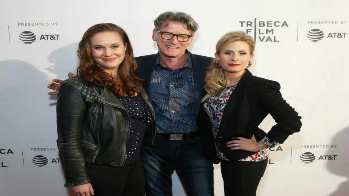 Foto: Ashleigh Bell, Derik Murray y Kate Ledger presentado 'I Am Heath Ledger '
