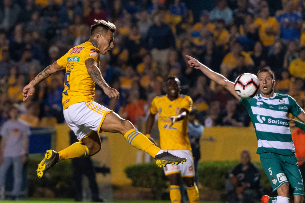 Tigres ruge primero sobre Santos