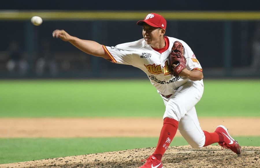 Diablos Rojos aplasta a Rieleros