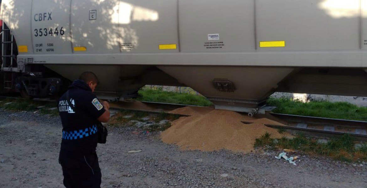 saquean tren en puebla