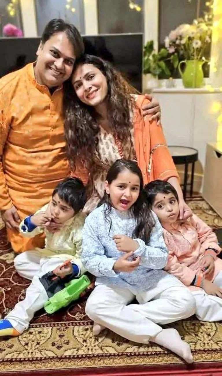 Así fue la última foto de una familia en India antes del trágico vuelo AI-171