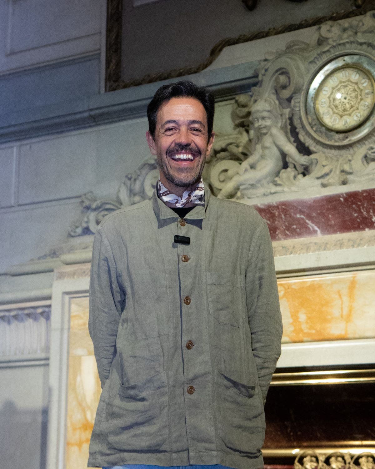 MEME DEL REAL CAFÉ TACVBA