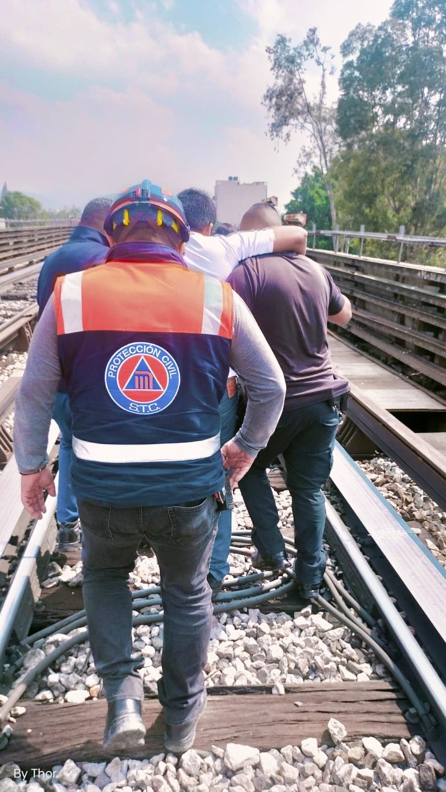 METRO CONSULADO