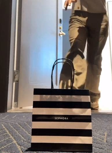 ¿Adiós a Huda Beauty en Sephora? El debate sobre valores e inclusión estalla 