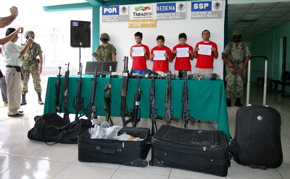Aramento militarde los Zetas