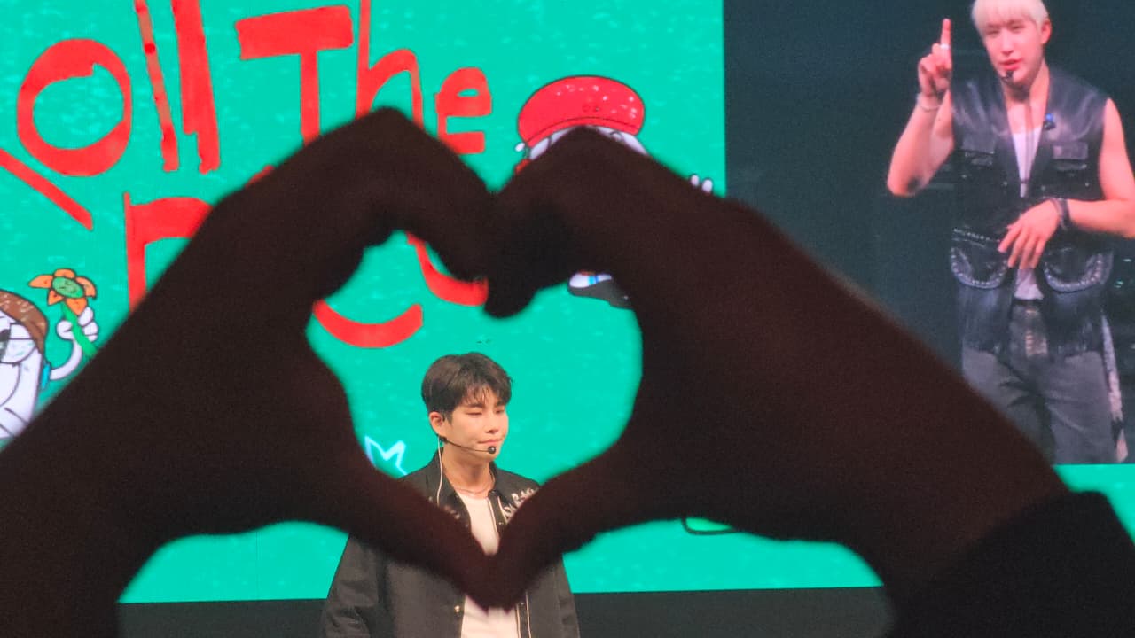 Zoonizini foto de Alex Dayo