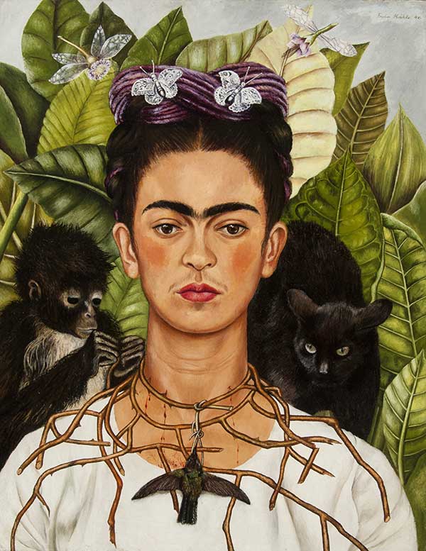  'Autorretrato con collar de espinas y colibrí', de Frida Kahlo, incluido en la muestra 'Frida Kahlo: The Making of an Icon'