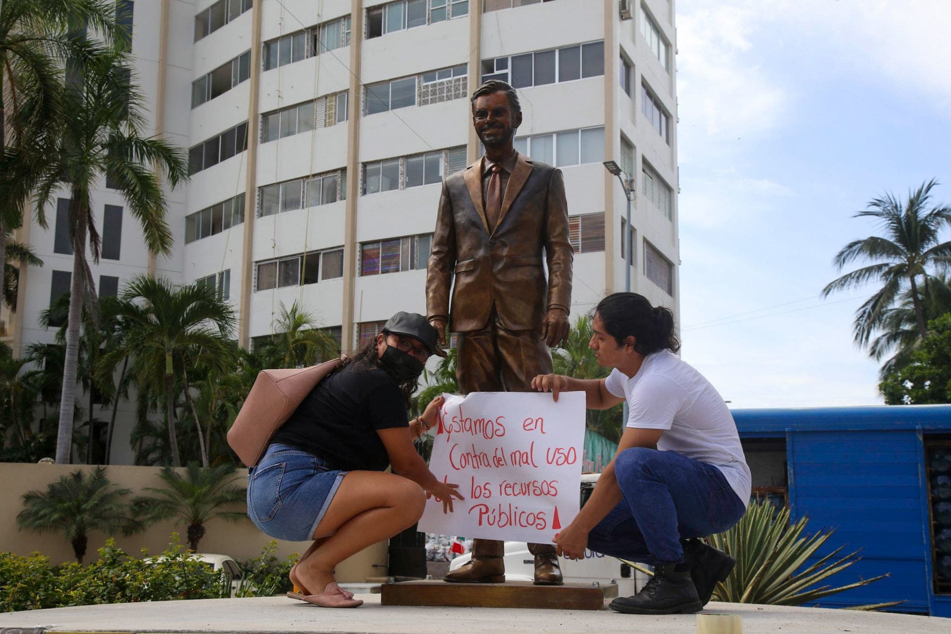 Eugenio Derbez