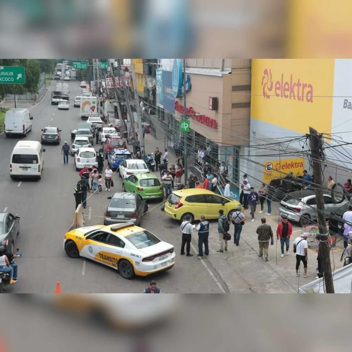 FOTO: Automovilista atropella y mata a franelero en Iztapalapa