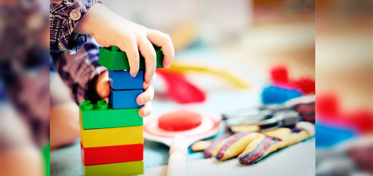 Lego juguetes día del niño