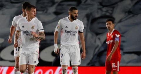 Real Madrid rescata ante Sevilla un empate a favor del Atlético