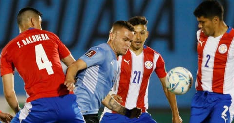 Uruguay empata ante Paraguay y cede dos puntos más en el Centenario