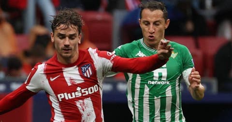 Atlético vence a Betis y Héctor Herrera gana choque a Andrés Guardado y Lainez