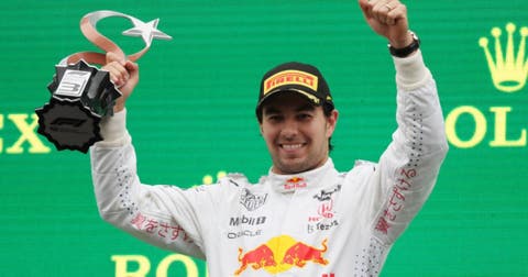 Checo Pérez gana batalla a Hamilton y se sube al podio en el GP de Turquía