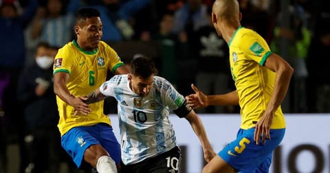 Argentina posterga su clasificación y Brasil sigue invicto en la eliminatoria
