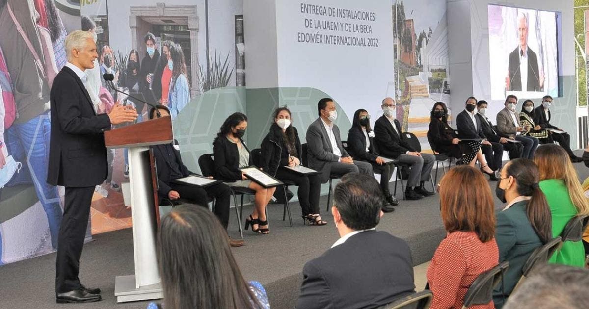 Entregó Alfredo del Mazo becas universitarias Diario de México
