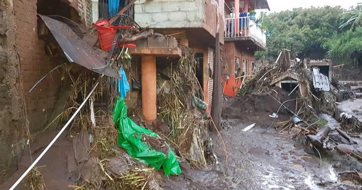 Un muerto y desastre en Michoacán por desbordamiento de río Diario de