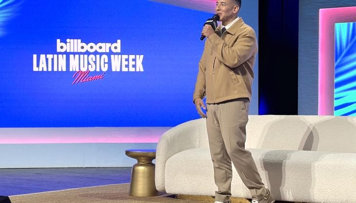 Daddy Yankee se presenta "renacido"