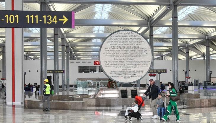 reves EU AIFA recorta 13 rutas.jpg