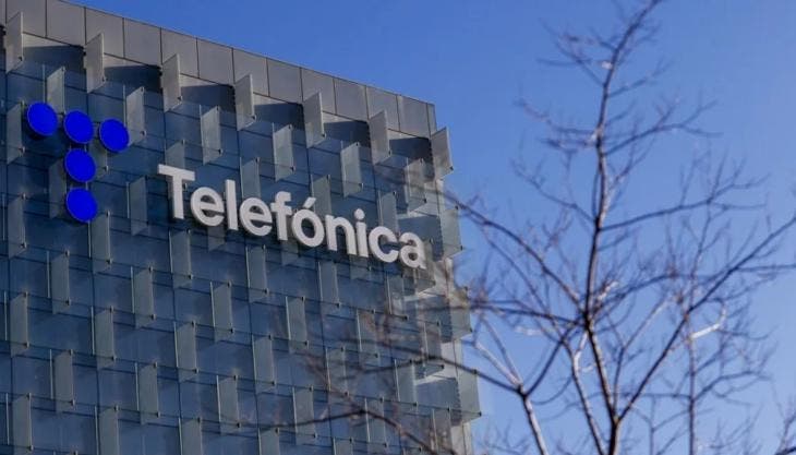 anuncia Telefonica salida Mexico.jpg