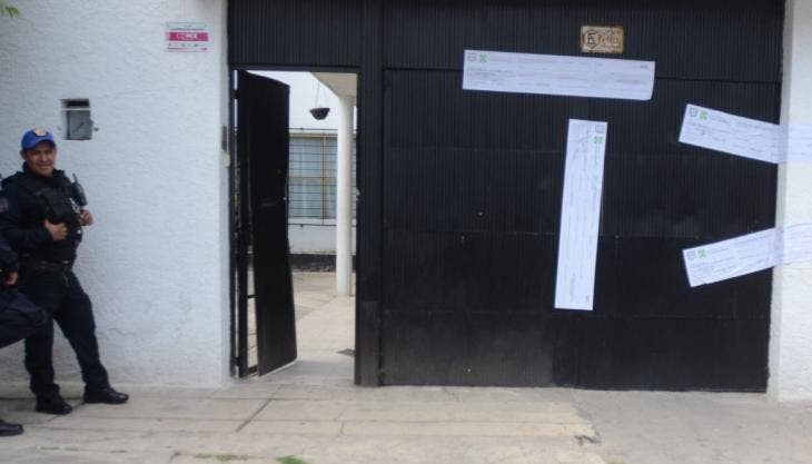 También se adiciona el artículo 238 bis, que sanciona a quien mantenga la ocupación de un inmueble pese a requerimiento de la autoridad, equiparándolo al delito de despojo.