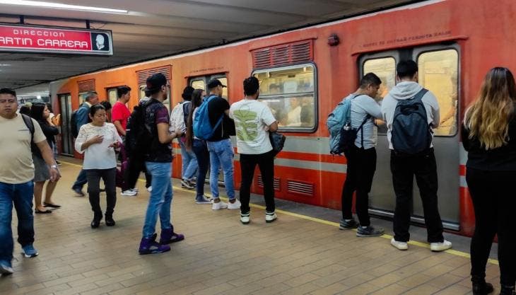 El director del Metro, Adrián Rubalcava, informó que a las 15:20 horas la mayoría de las estaciones que habían sido cerradas durante la mañana ya fueron reabiertas.