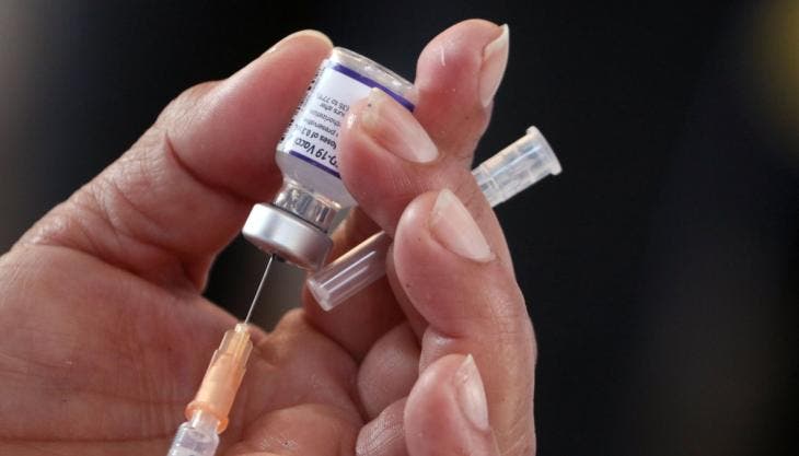 vende Pfizer vacuna Covid Mexico.jpg