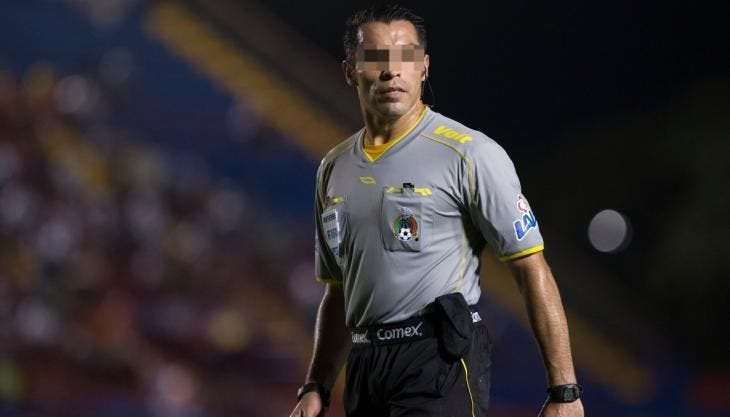 El caso se originó en 2023, cuando su ex pareja, Alva Neri Hernández, lo denunció por violencia intrafamiliar, en las modalidades de violencia física y psico-emocional.