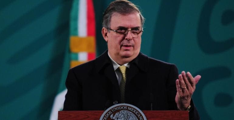 Si no vacunan a connacionales en EU se invocará capítulo del T-MEC: Ebrard