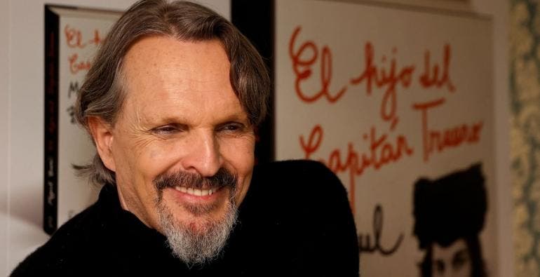 Miguel Bosé edita sus memorias 'El hijo del Capitán Trueno'.