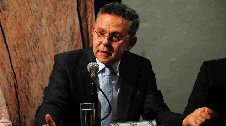 Cesar Yanez Segob Sheinbaum