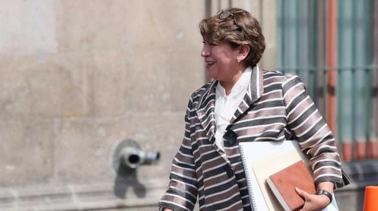 Delfina Gómez llega a Palacio Nacional