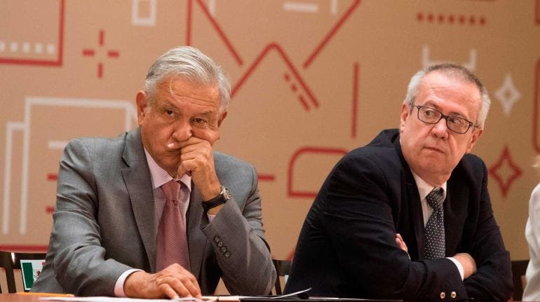 Andrés Manuel López Obrador y Carlos Urzua