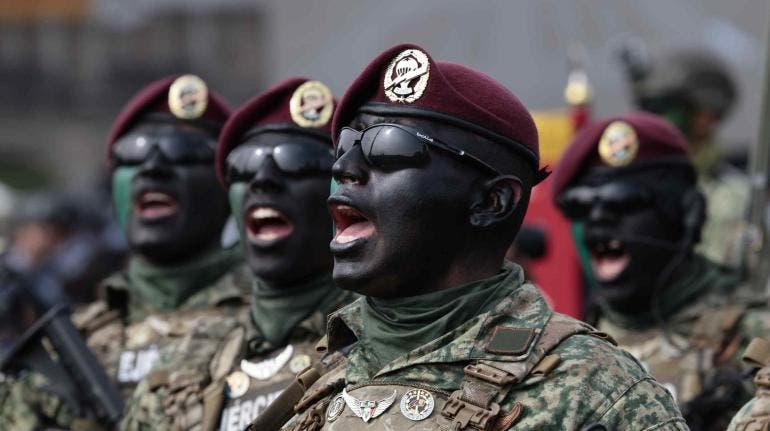 Mexico Evalua Ejercito gasto militar AMLO