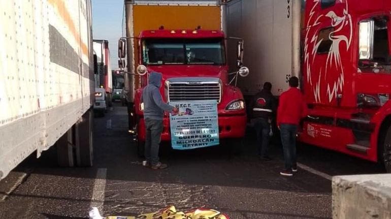 Transportistas del país en manifestación