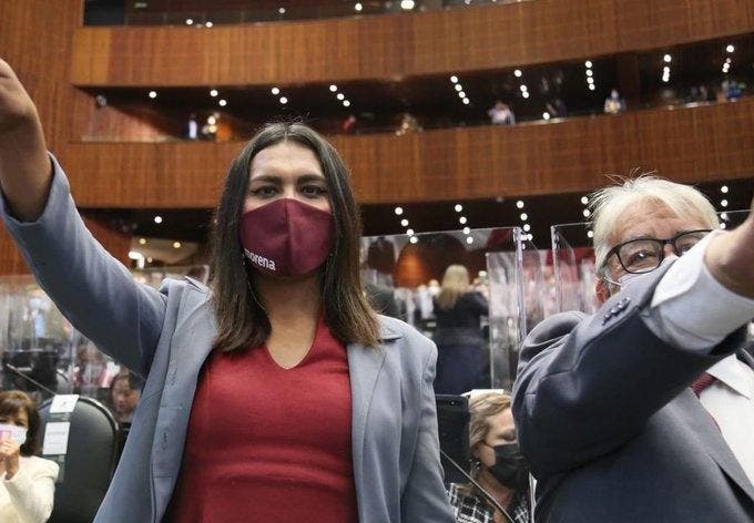 Diputada trans María Clemente García exige no votar por Gálvez ni Sheinbaum 