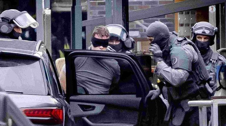Toma de rehenes en Holanda: arrestan a hombre con explosivos