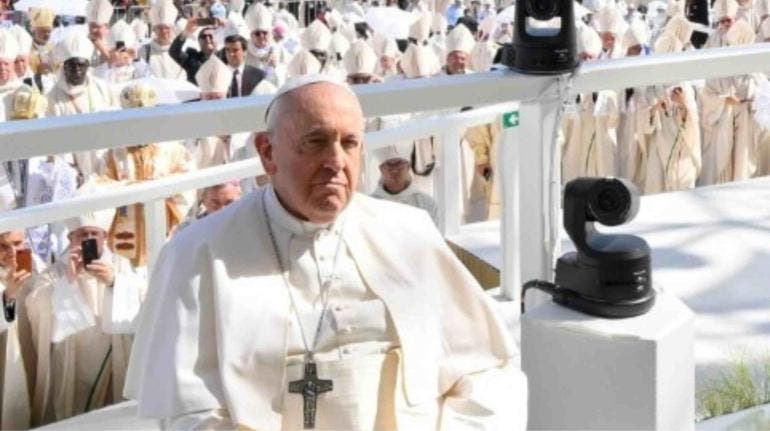 papa Francisco expulsa del clero a 18 religiosos belgas culpables de abuso sexual 