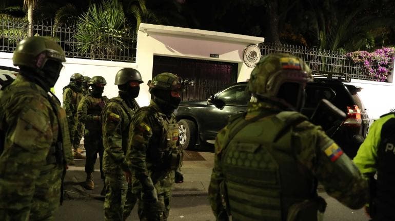 Asalto a Embajada de México en Ecuador