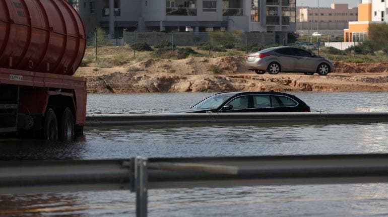 Emiratos Árabes lluvias