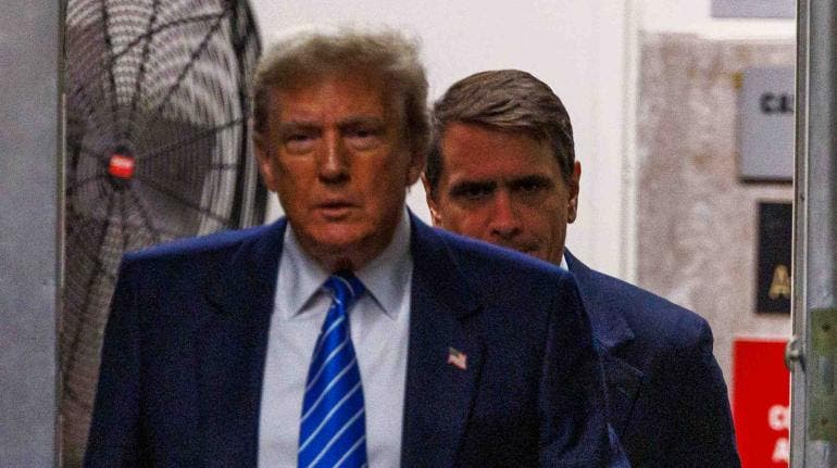 actriz porno Trump 150 mil