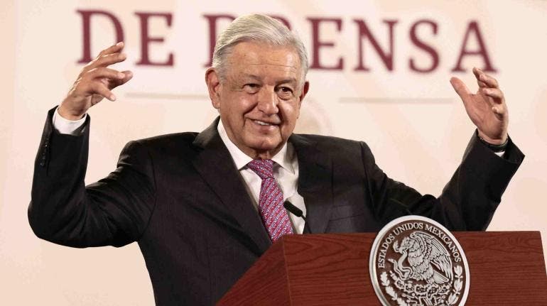 Promete AMLO no habrá apagones durante la jornada electoral del 2 de junio 