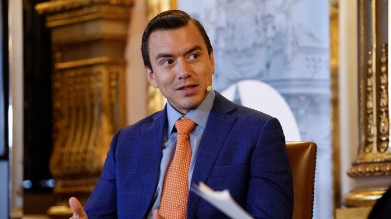 Presidente de ecuador pone una condición para resolver diferencias con México