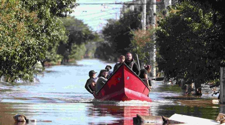 Tras inundaciones, Brasil construirá cuatro ‘ciudades temporales’ para los desplazados