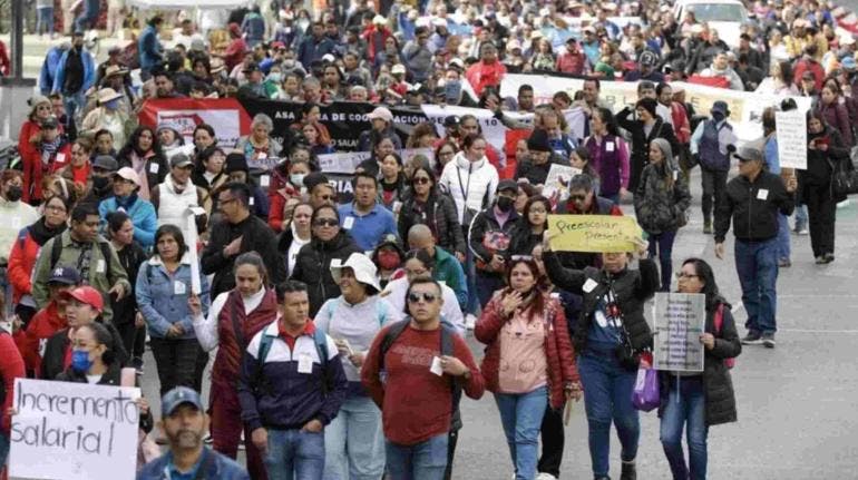 Maestros inician paro general por inconformidad en el incremento salarial, es una ‘burla’