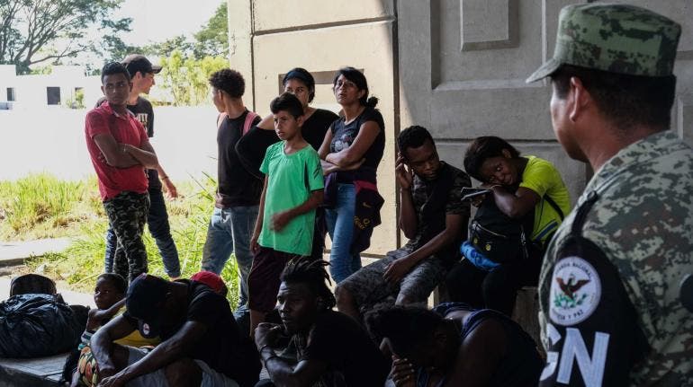 INM migrantes detenciones armas secuestros