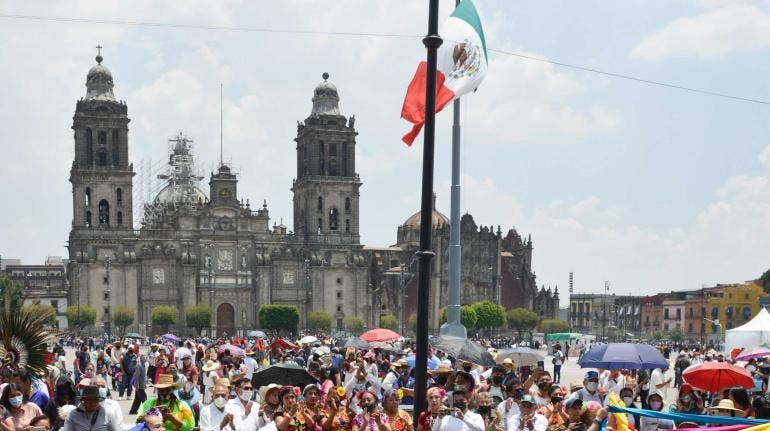 Marea Rosa bandera Zocalo